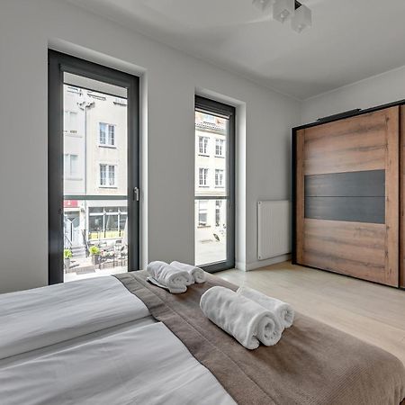 Symfonia Amazing River View Apartment By Downtown Apartments 그단스크 외부 사진