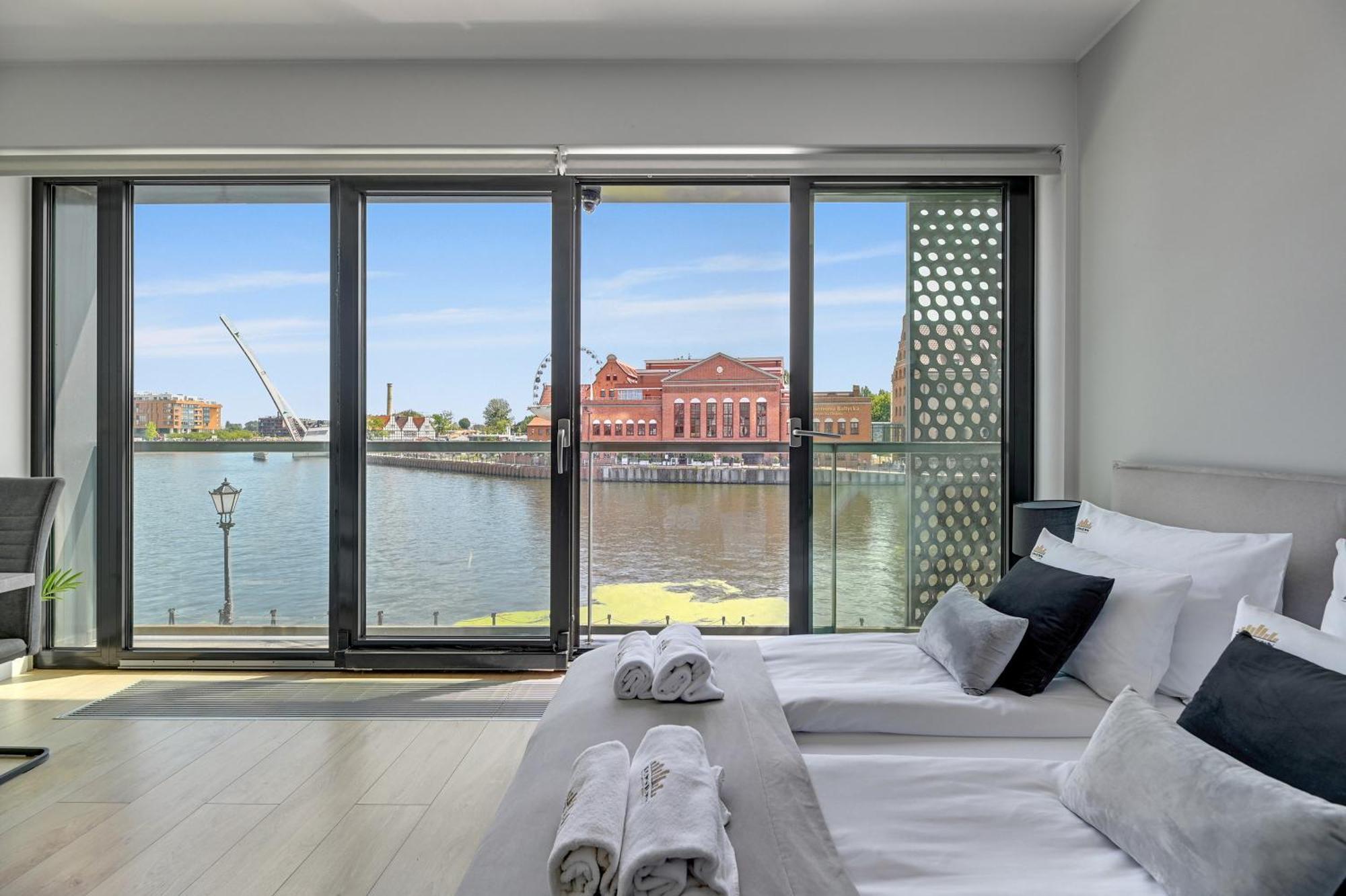 Symfonia Amazing River View Apartment By Downtown Apartments 그단스크 외부 사진